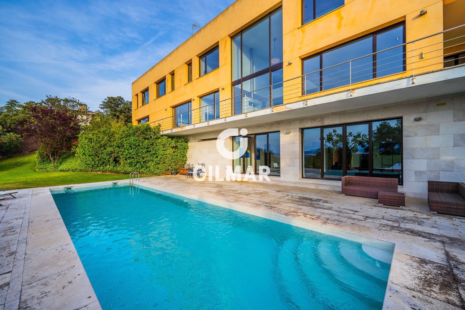 5 bedroom Villa for sale in San Sebastian de los Reyes with pool garage - € 3,250,000 (Ref: 9535278)