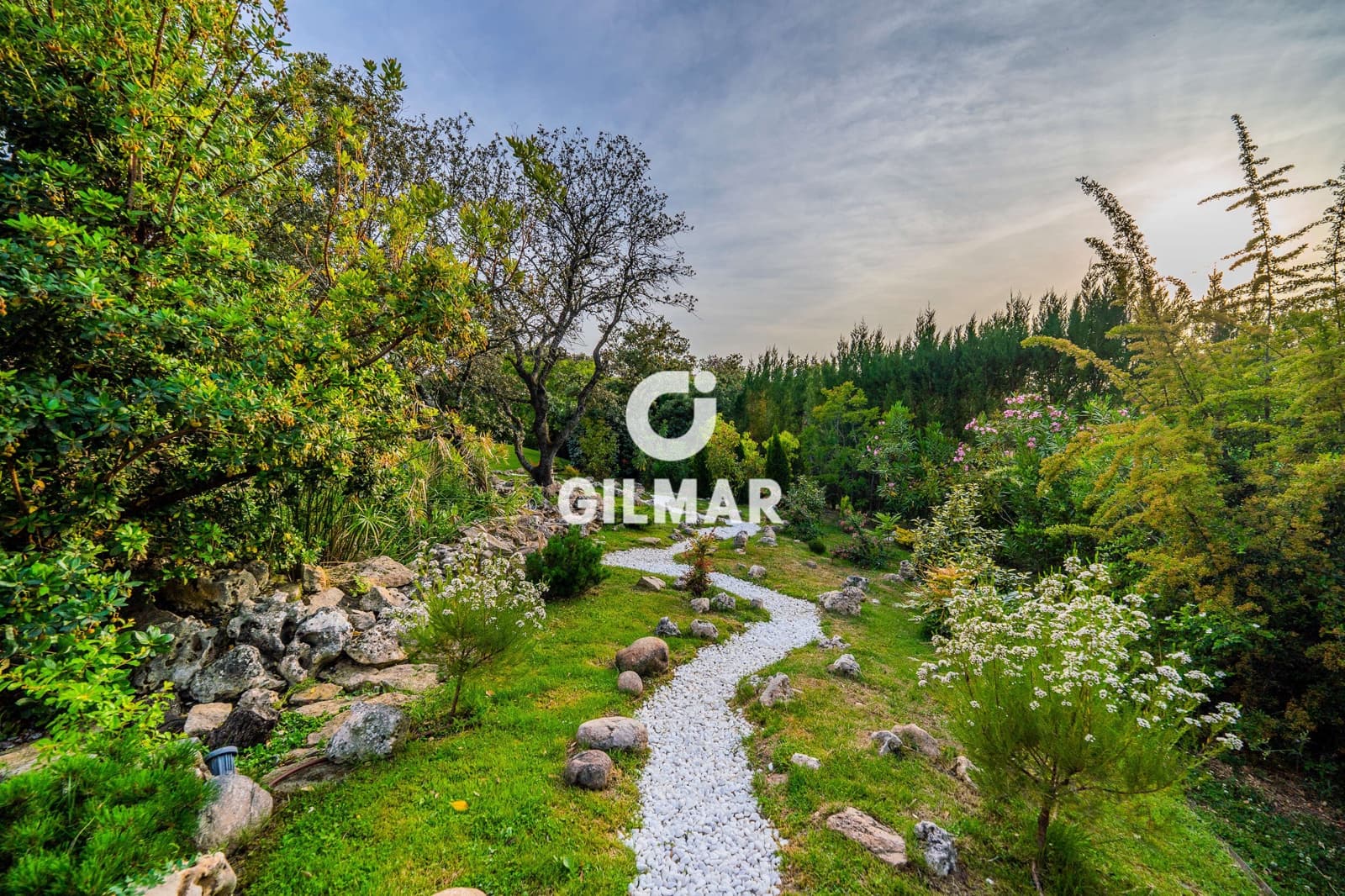 5 bedroom Villa for sale in San Sebastian de los Reyes with pool garage - € 3,250,000 (Ref: 9535278)