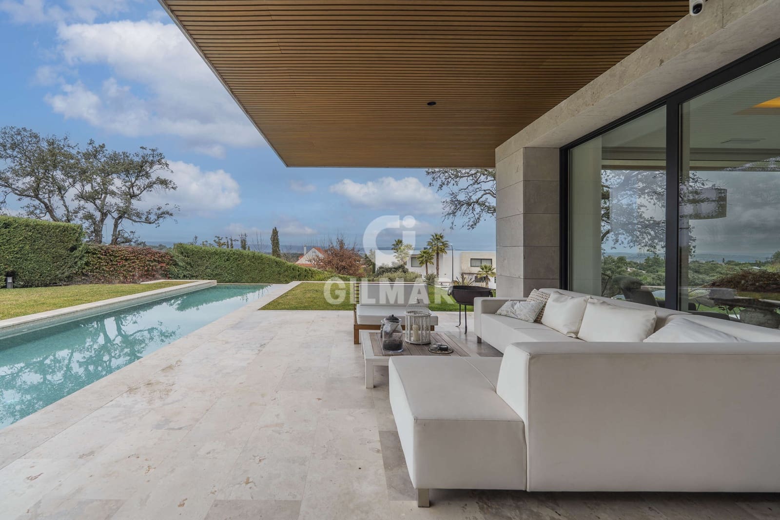 5 bedroom Villa for sale in San Sebastian de los Reyes with pool garage - € 3,300,000 (Ref: 9535279)