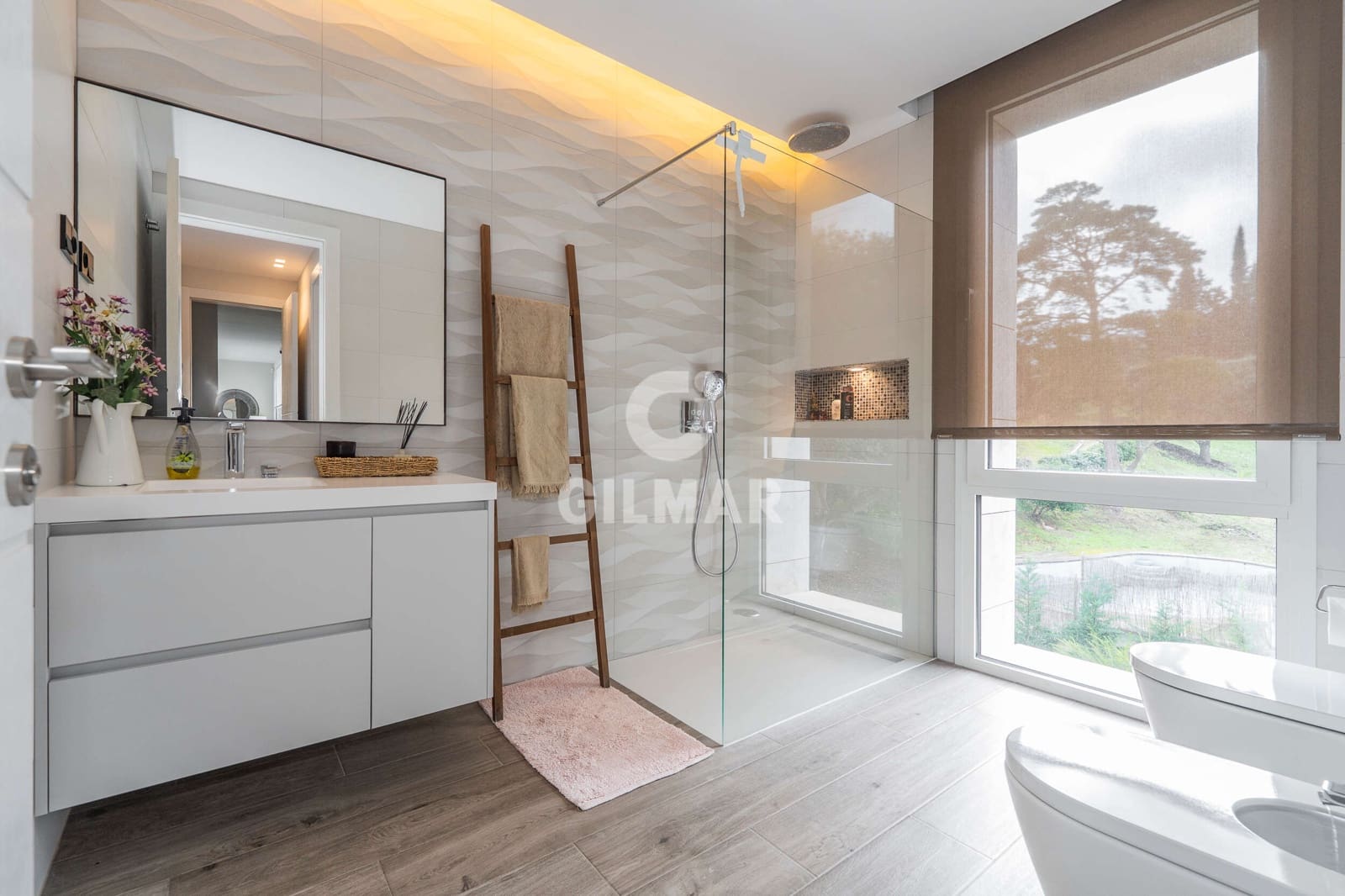 5 bedroom Villa for sale in San Sebastian de los Reyes with pool garage - € 3,300,000 (Ref: 9535279)