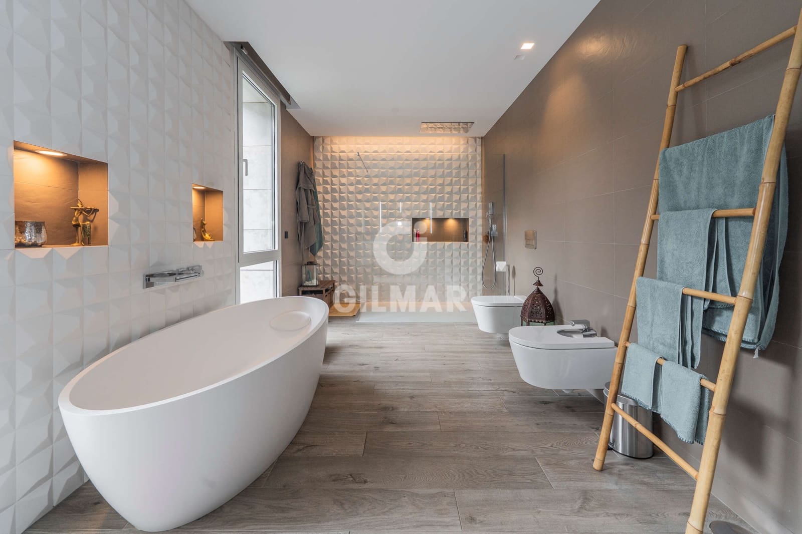 5 bedroom Villa for sale in San Sebastian de los Reyes with pool garage - € 3,300,000 (Ref: 9535279)