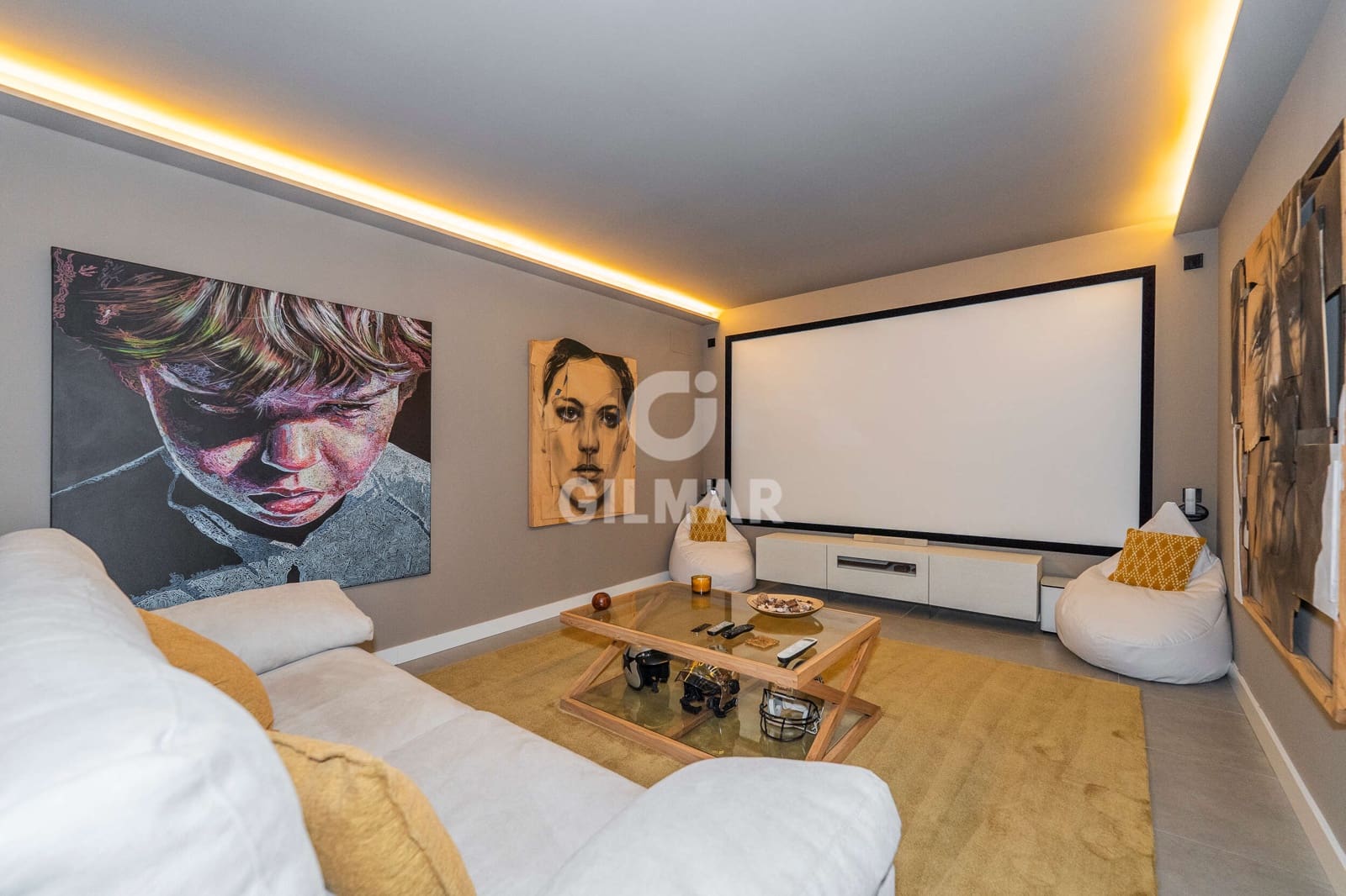 5 bedroom Villa for sale in San Sebastian de los Reyes with pool garage - € 3,300,000 (Ref: 9535279)