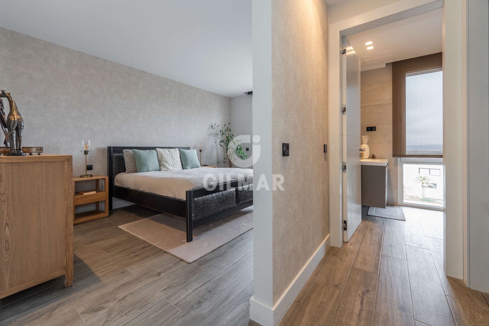 5 bedroom Villa for sale in San Sebastian de los Reyes with pool garage - € 3,300,000 (Ref: 9535279)