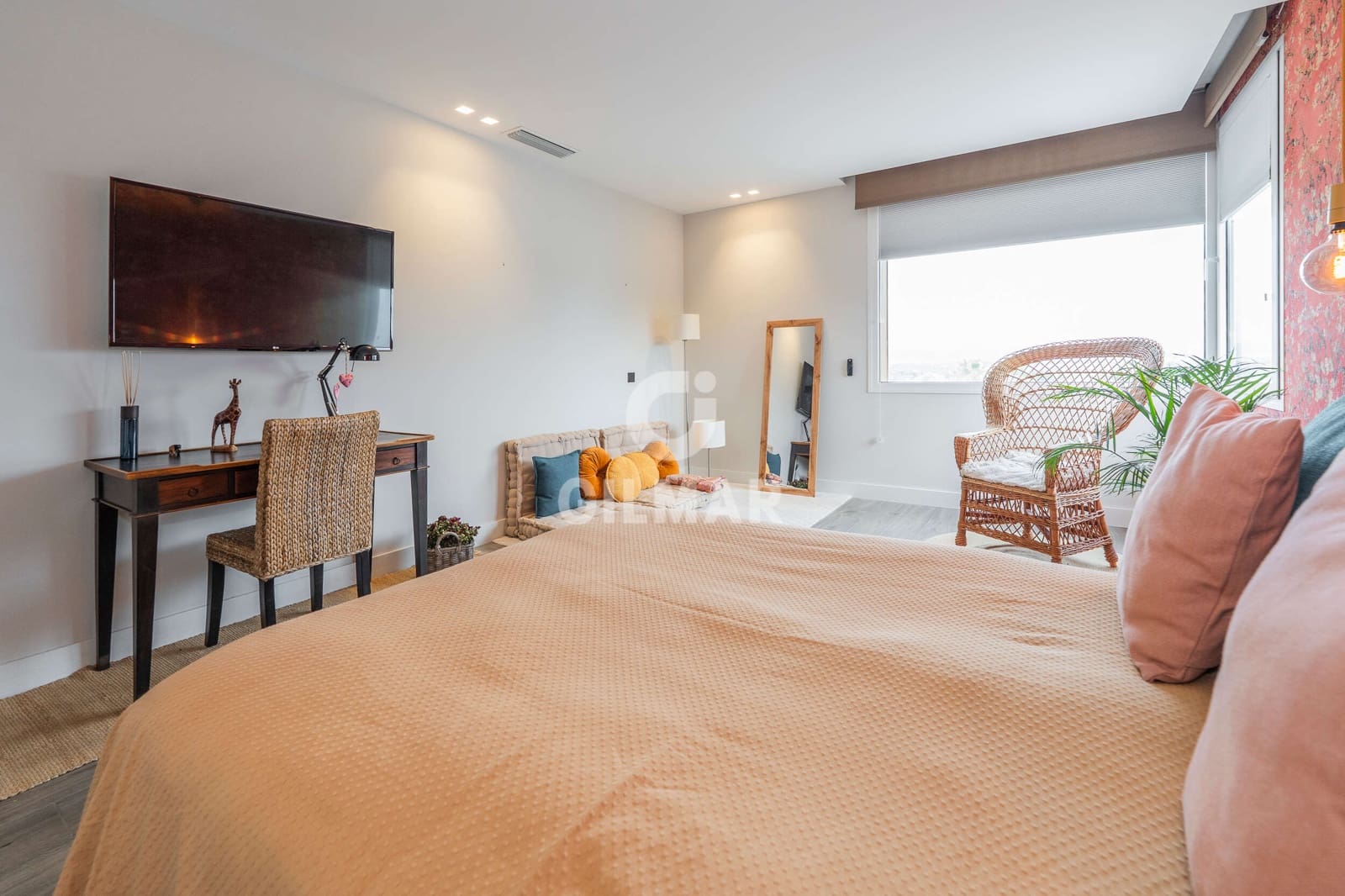 5 bedroom Villa for sale in San Sebastian de los Reyes with pool garage - € 3,300,000 (Ref: 9535279)