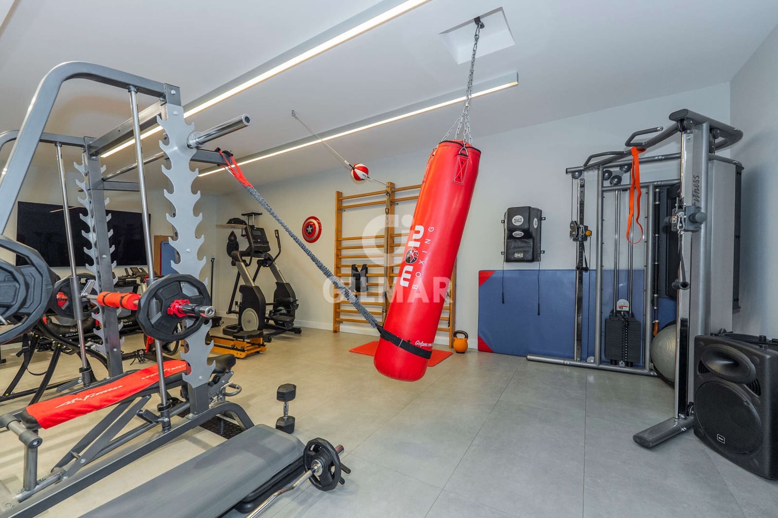 5 bedroom Villa for sale in San Sebastian de los Reyes with pool garage - € 3,300,000 (Ref: 9535279)