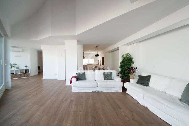 5 quarto Penthouse para venda em Universidad, Madrid cidade com garagem - 2 850 000 € (Ref: 9536380)