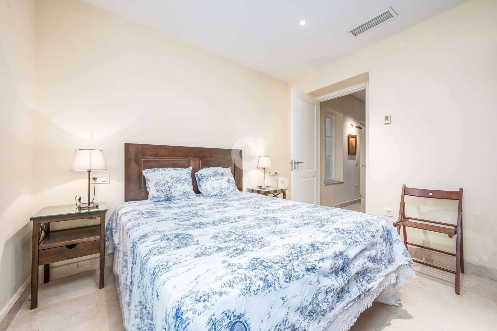 2 bedroom Flat for sale in Cadiz city - € 435,000 (Ref: 9538932)