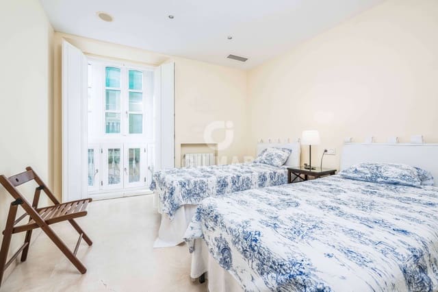 2 soveværelse Lejlighed til salg i Centro Histórico, Cádiz by - € 435.000 (Ref: 9538932)