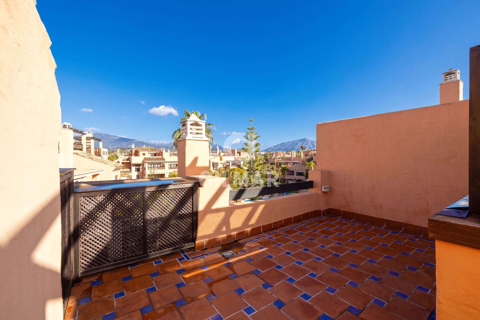 5 soverom Penthouse til salgs i Atalaya-Isdabe med svømmebasseng garasje - € 893 000 (Ref: 9541893)