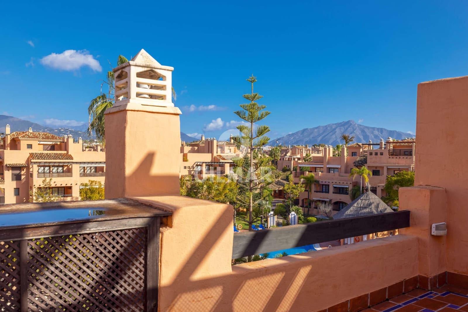 5 soverom Penthouse til salgs i Atalaya-Isdabe med svømmebasseng garasje - € 893 000 (Ref: 9541893)