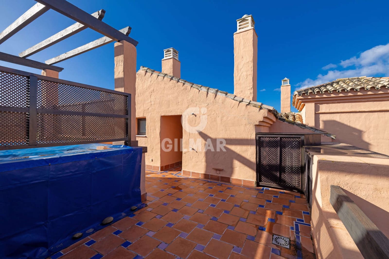 5 soverom Penthouse til salgs i Atalaya-Isdabe med svømmebasseng garasje - € 893 000 (Ref: 9541893)