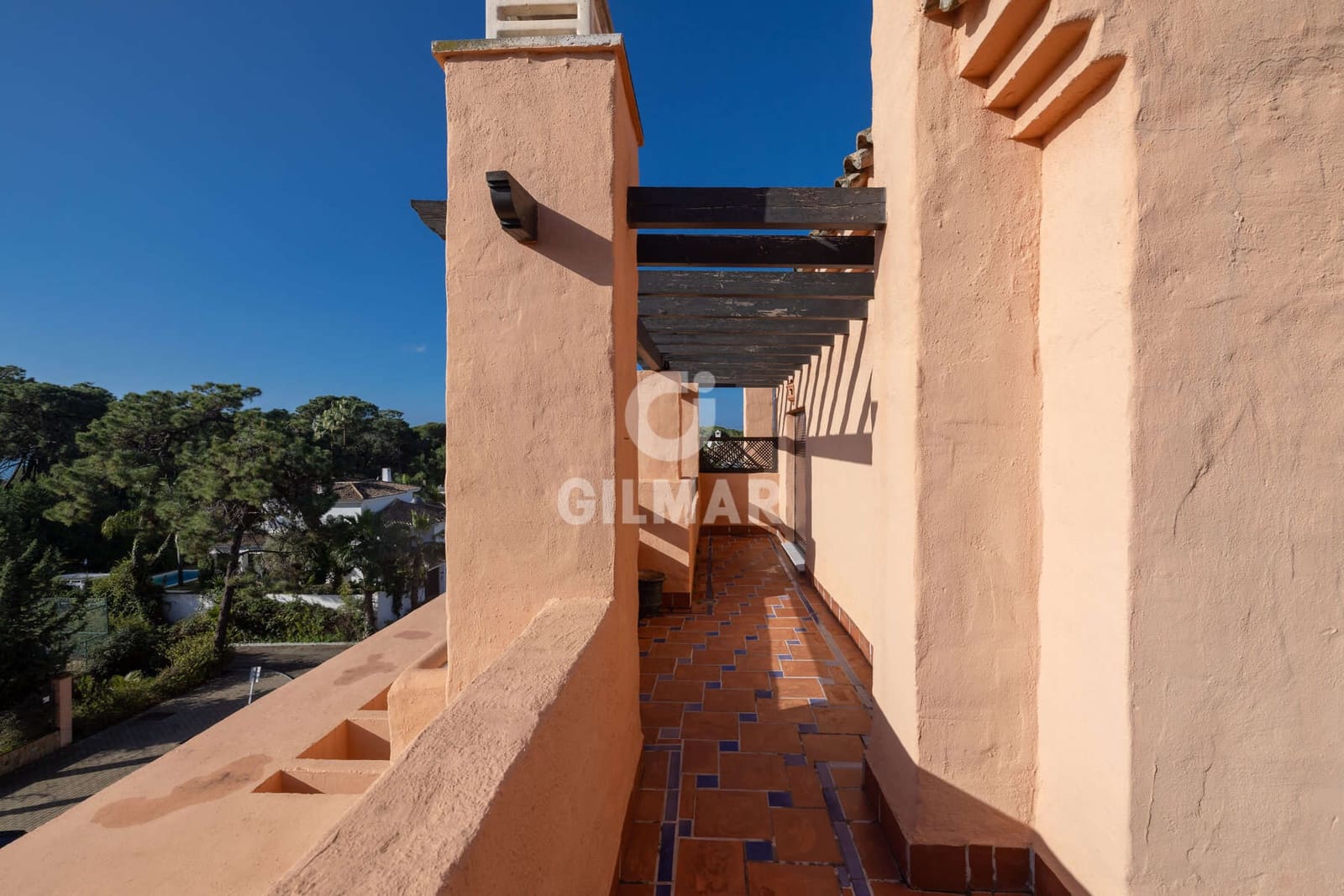 5 soverom Penthouse til salgs i Atalaya-Isdabe med svømmebasseng garasje - € 893 000 (Ref: 9541893)