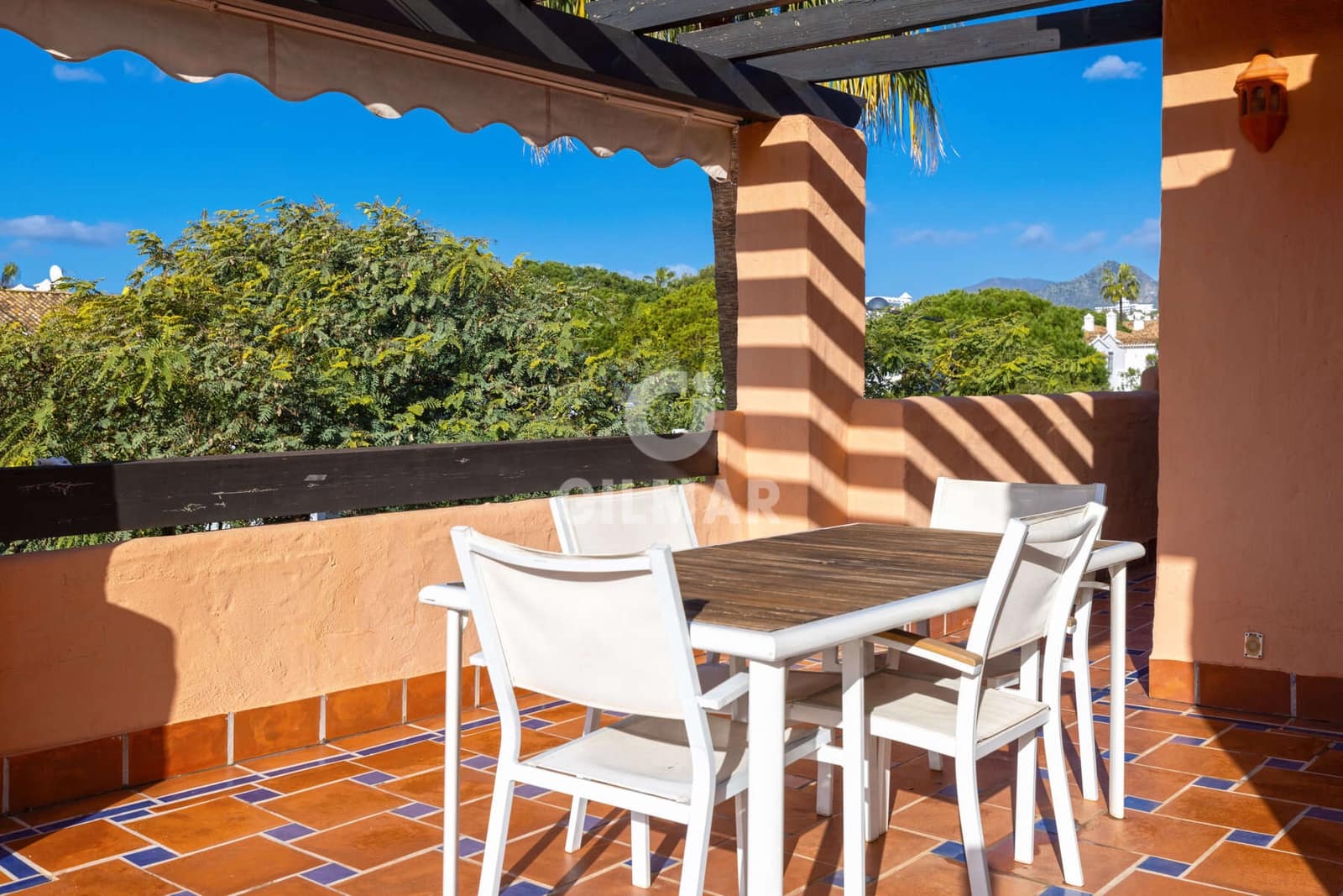 5 soverom Penthouse til salgs i Atalaya-Isdabe med svømmebasseng garasje - € 893 000 (Ref: 9541893)