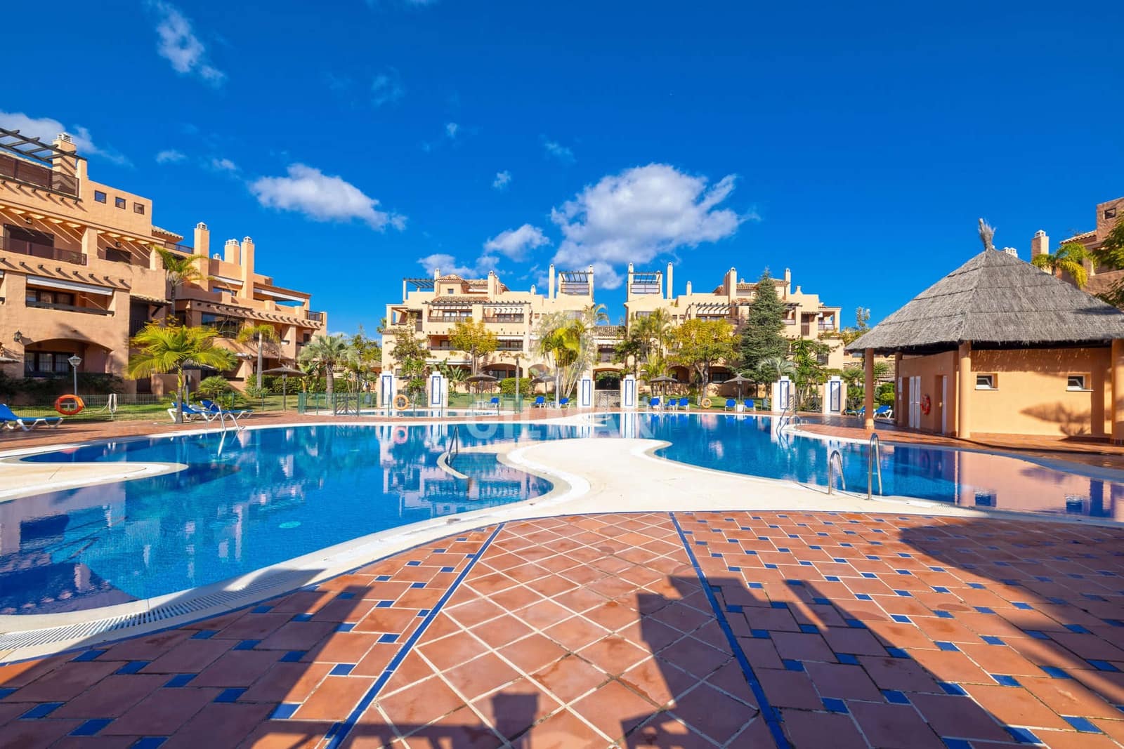 5 soverom Penthouse til salgs i Atalaya-Isdabe med svømmebasseng garasje - € 893 000 (Ref: 9541893)