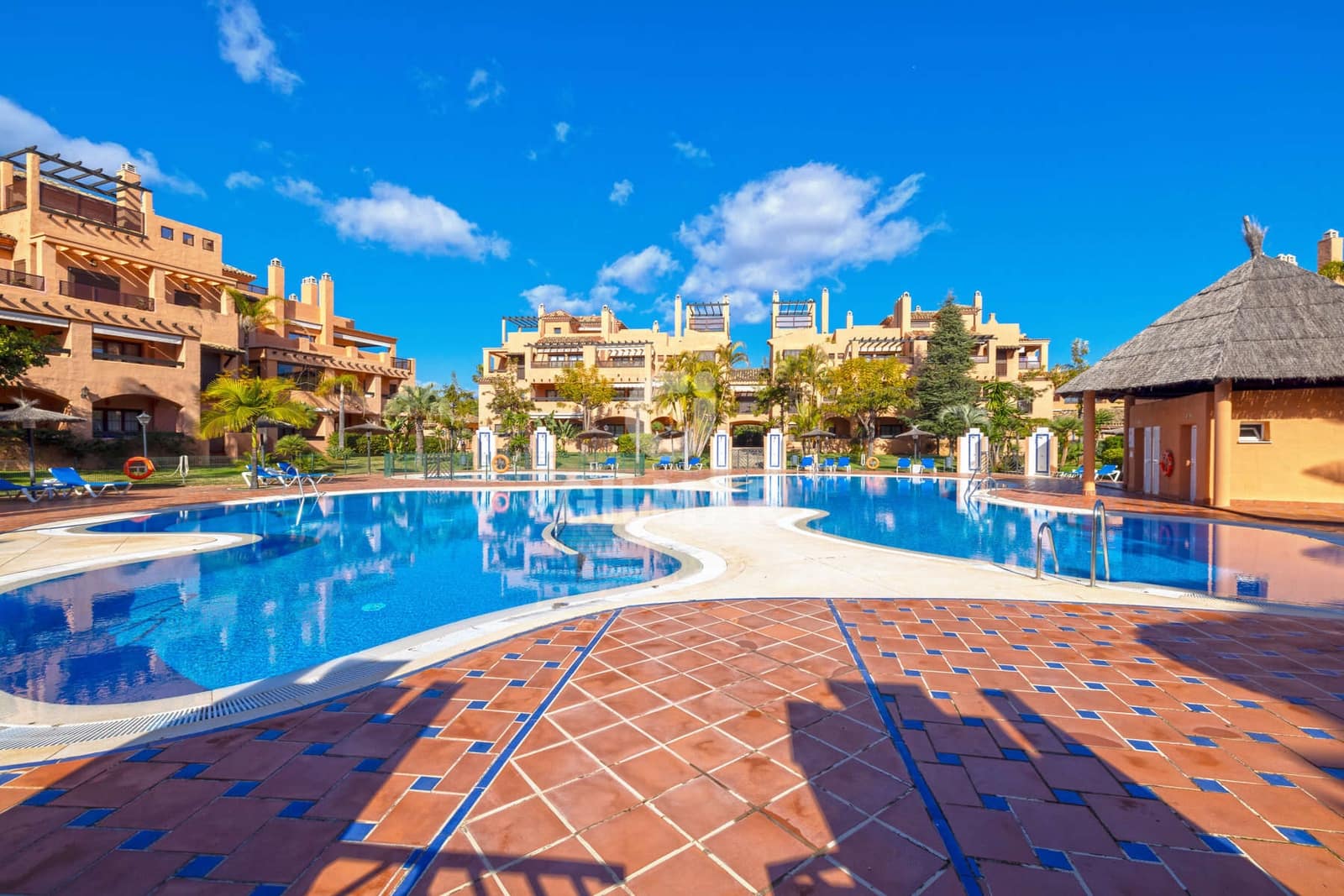 5 soverom Penthouse til salgs i Atalaya-Isdabe med svømmebasseng garasje - € 893 000 (Ref: 9541893)