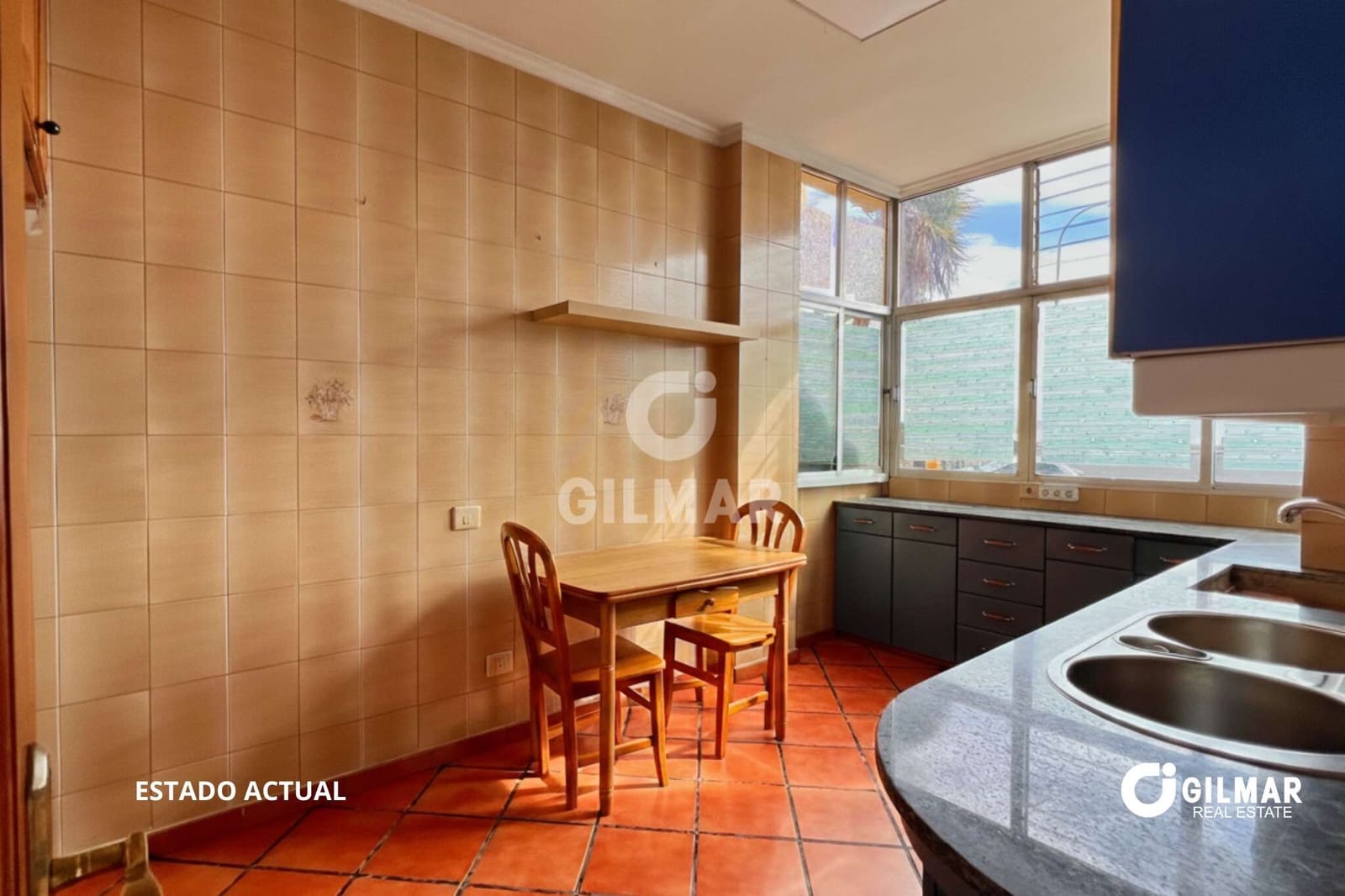 Piso de 3 habitaciones en Las Palmas de Gran Canaria en venta - 130.000 € (Ref: 9547146)