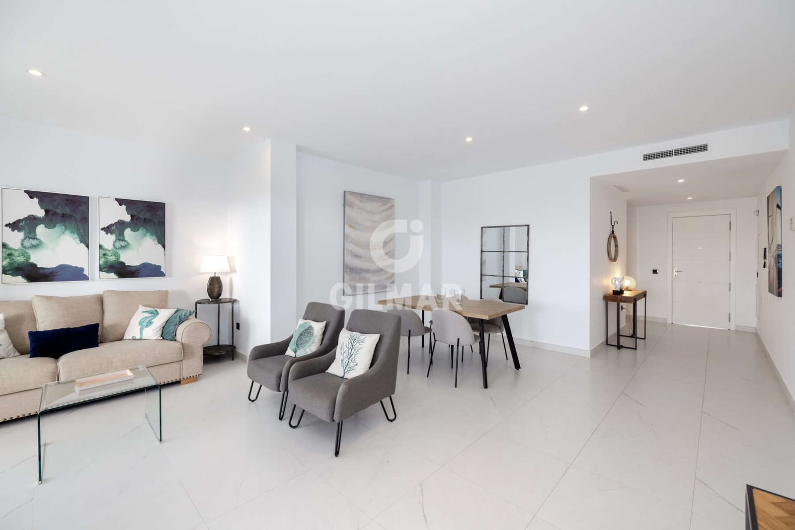 2 bedroom Flat for sale in Estepona with pool garage - € 570,000 (Ref: 9547147)