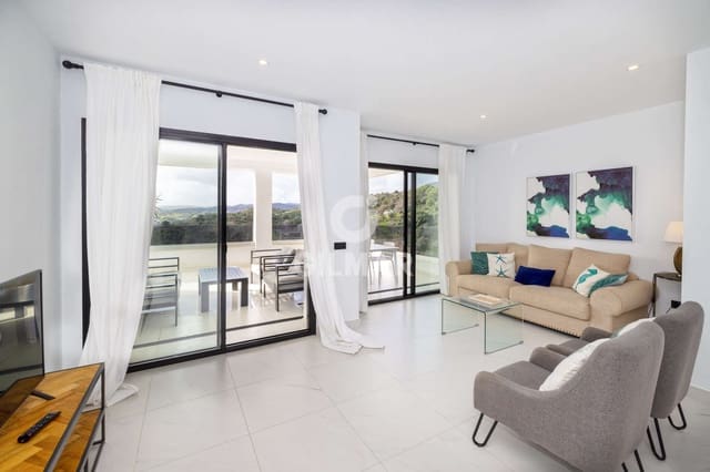 2 bedroom Flat for sale in Altos de Estepona, Estepona with pool garage - € 570,000 (Ref: 9547147)