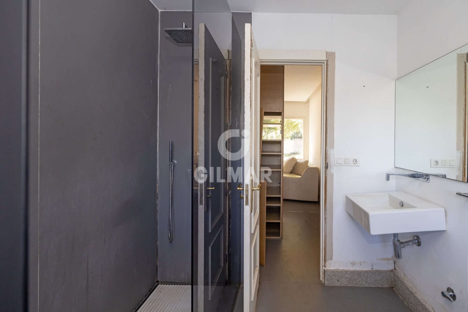 Kontor till salu i Estepona med garage - 1 500 000 € (Ref: 9550124)