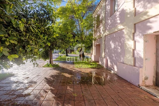 Kontor till salu i El Velerín, Estepona med garage - 1 500 000 € (Ref: 9550124)