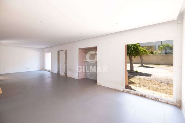 Biuro na sprzedaż w El Velerín, Estepona z garażem - 1 500 000 € (Ref: 9550124)