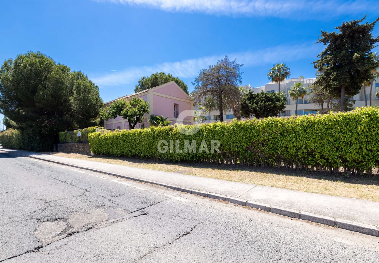 Büro zu verkaufen in Estepona mit Garage - 1.500.000 € (Ref: 9550124)