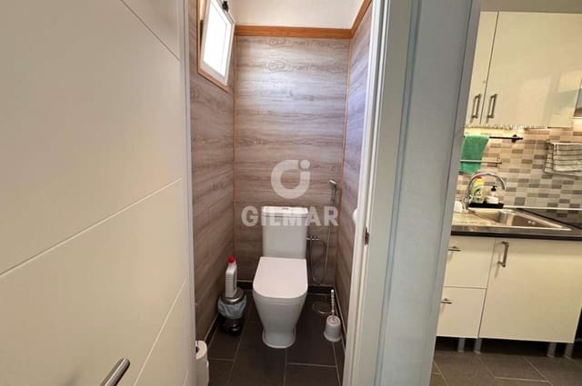 3 makuuhuone Rivitalo myytävänä paikassa San Miguel de Tajao, Arico mukana 
autotalli - 305 000 € (Ref: 9553049)