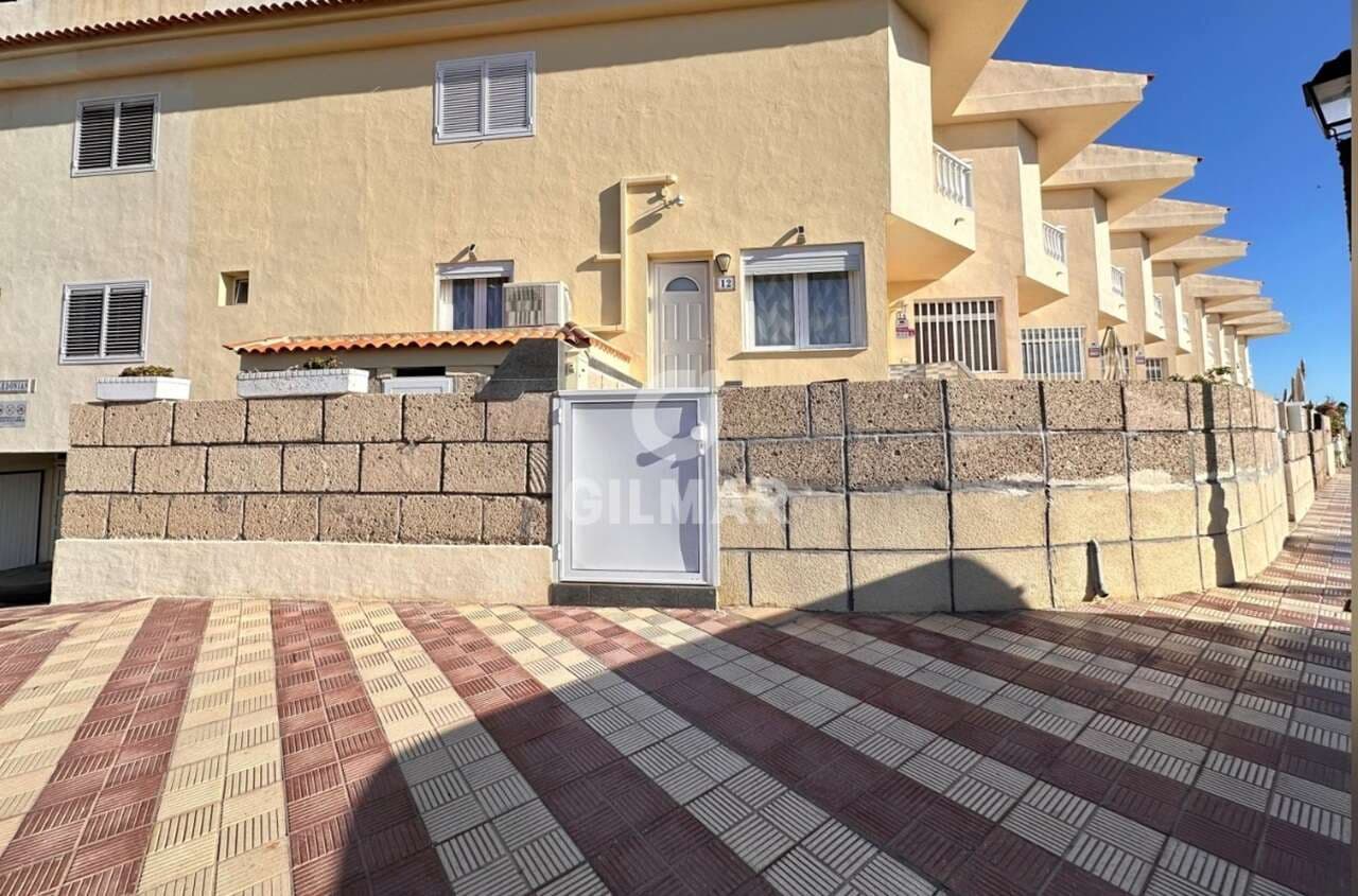 3 makuuhuone Rivitalo myytävänä paikassa San Miguel de Tajao mukana 
autotalli - 305 000 € (Ref: 9553049)