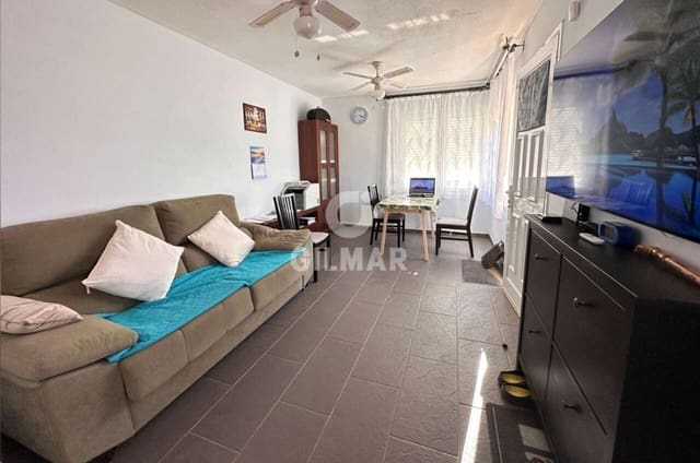 3 makuuhuone Rivitalo myytävänä paikassa San Miguel de Tajao, Arico mukana 
autotalli - 305 000 € (Ref: 9553049)