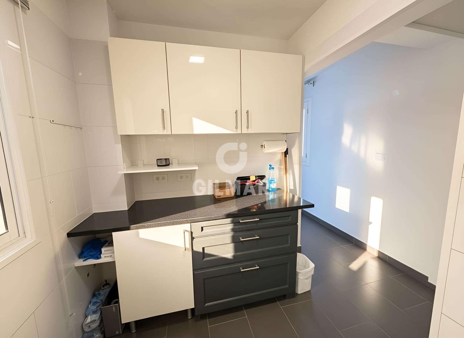 3 makuuhuone Rivitalo myytävänä paikassa San Miguel de Tajao mukana 
autotalli - 305 000 € (Ref: 9553049)