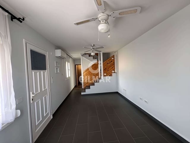 3 quarto Moradia em Banda para venda em San Miguel de Tajao, Arico com garagem - 305 000 € (Ref: 9553049)