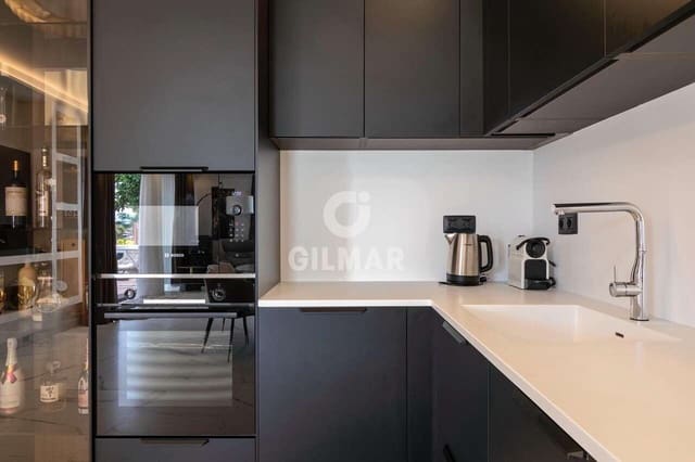 3 makuuhuone Huvila myytävänä paikassa Amarilla Golf, San Miguel de Abona mukana uima-altaan - 690 000 € (Ref: 9553050)