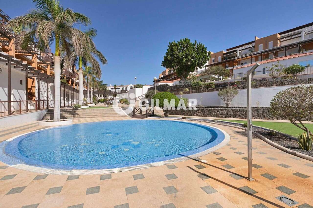 3 bedroom Villa for sale in Amarilla Golf with pool garage - € 685,000 (Ref: 9553050)