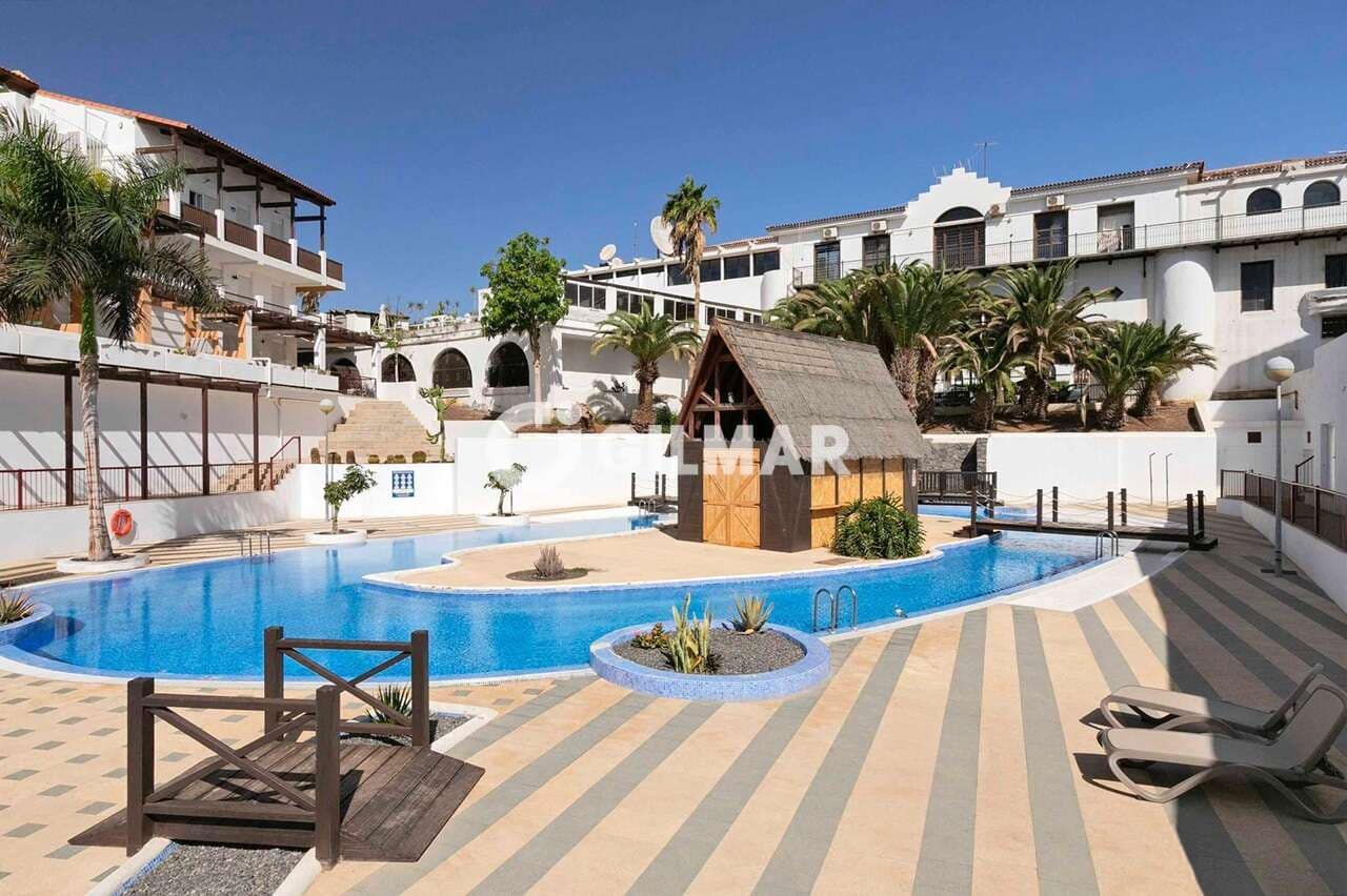 3 bedroom Villa for sale in Amarilla Golf with pool garage - € 685,000 (Ref: 9553050)