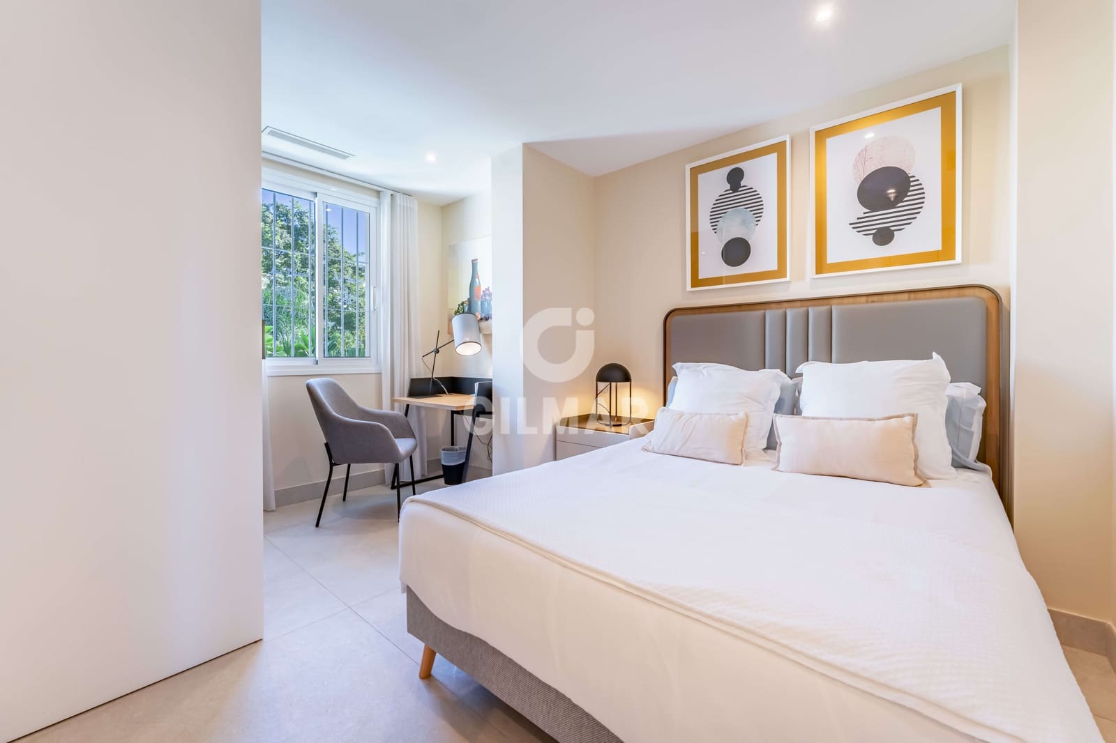 3 soveværelse Lejlighed til salg i New Golden Mile med swimmingpool - € 4.000.000 (Ref: 9554378)