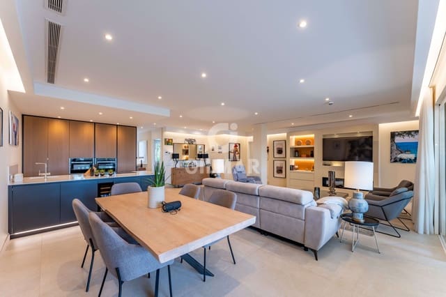 3 soveværelse Lejlighed til salg i Resinera-Voladilla, Estepona med swimmingpool - € 4.000.000 (Ref: 9554378)