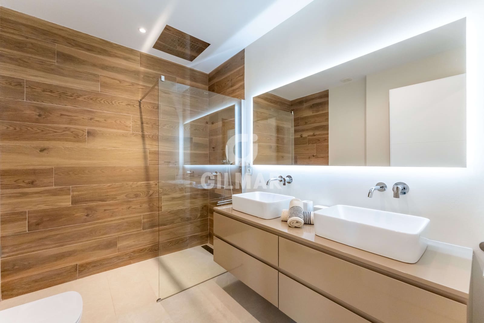 3 soveværelse Lejlighed til salg i New Golden Mile med swimmingpool - € 4.000.000 (Ref: 9554378)