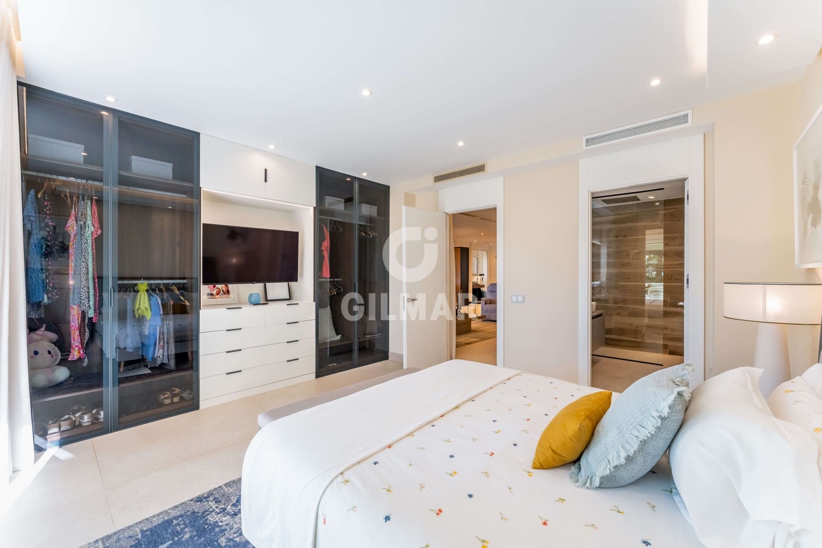 3 soveværelse Lejlighed til salg i New Golden Mile med swimmingpool - € 4.000.000 (Ref: 9554378)