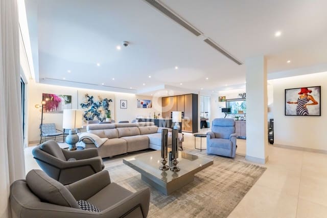 3 soveværelse Lejlighed til salg i Resinera-Voladilla, Estepona med swimmingpool - € 4.000.000 (Ref: 9554378)