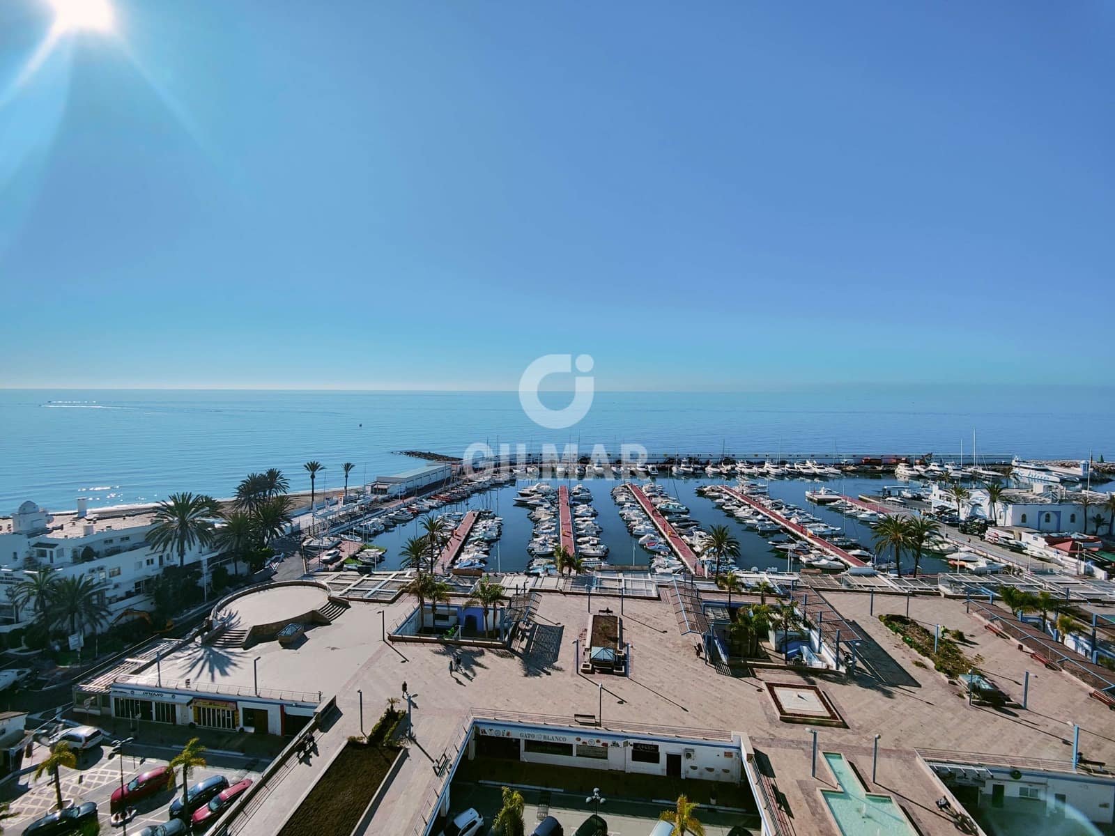 Piso de 3 habitaciones en Marbella en venta con piscina garaje - 1.475.000 € (Ref: 9557332)