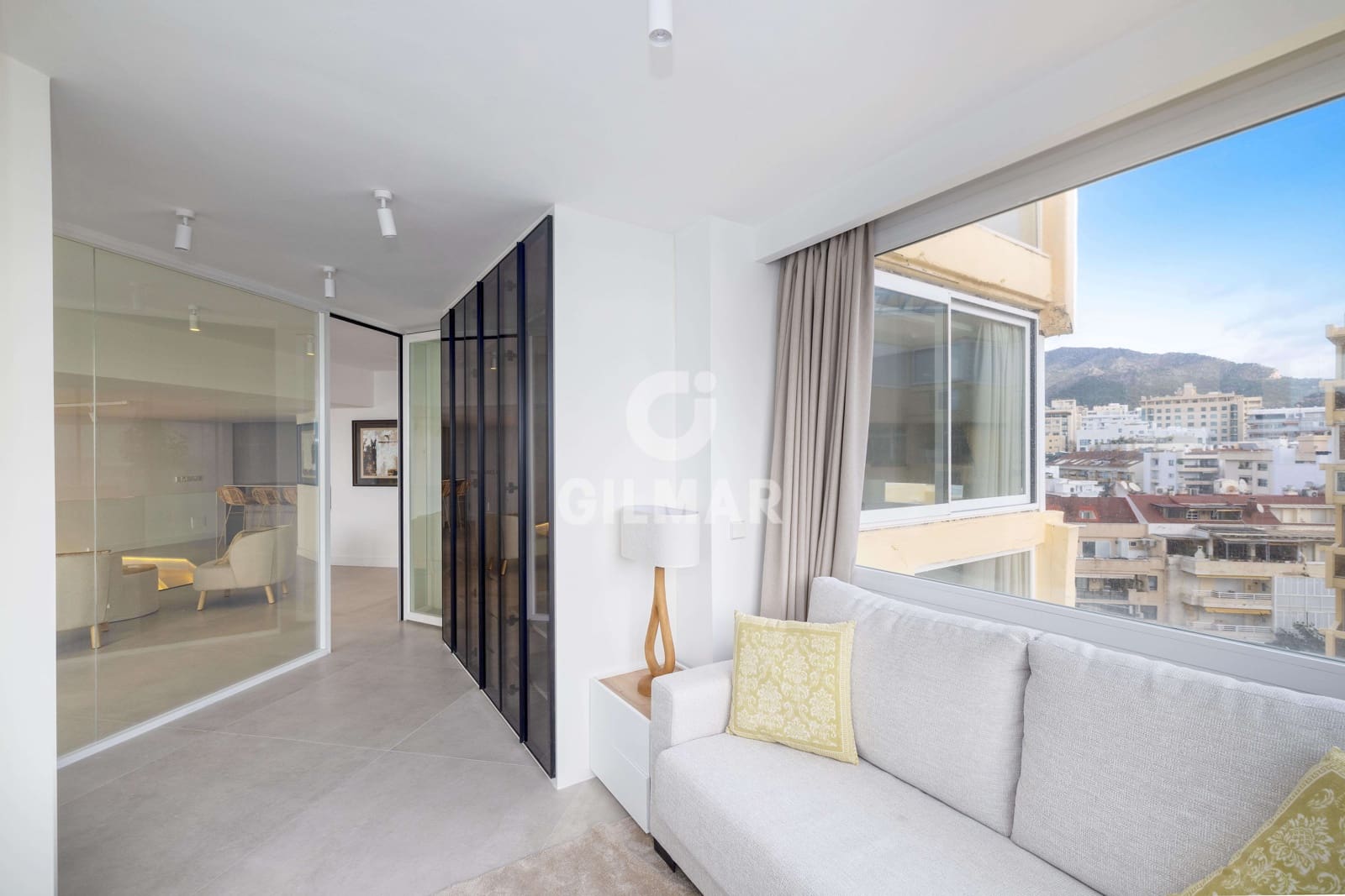 Piso de 3 habitaciones en Marbella en venta con piscina garaje - 1.475.000 € (Ref: 9557332)