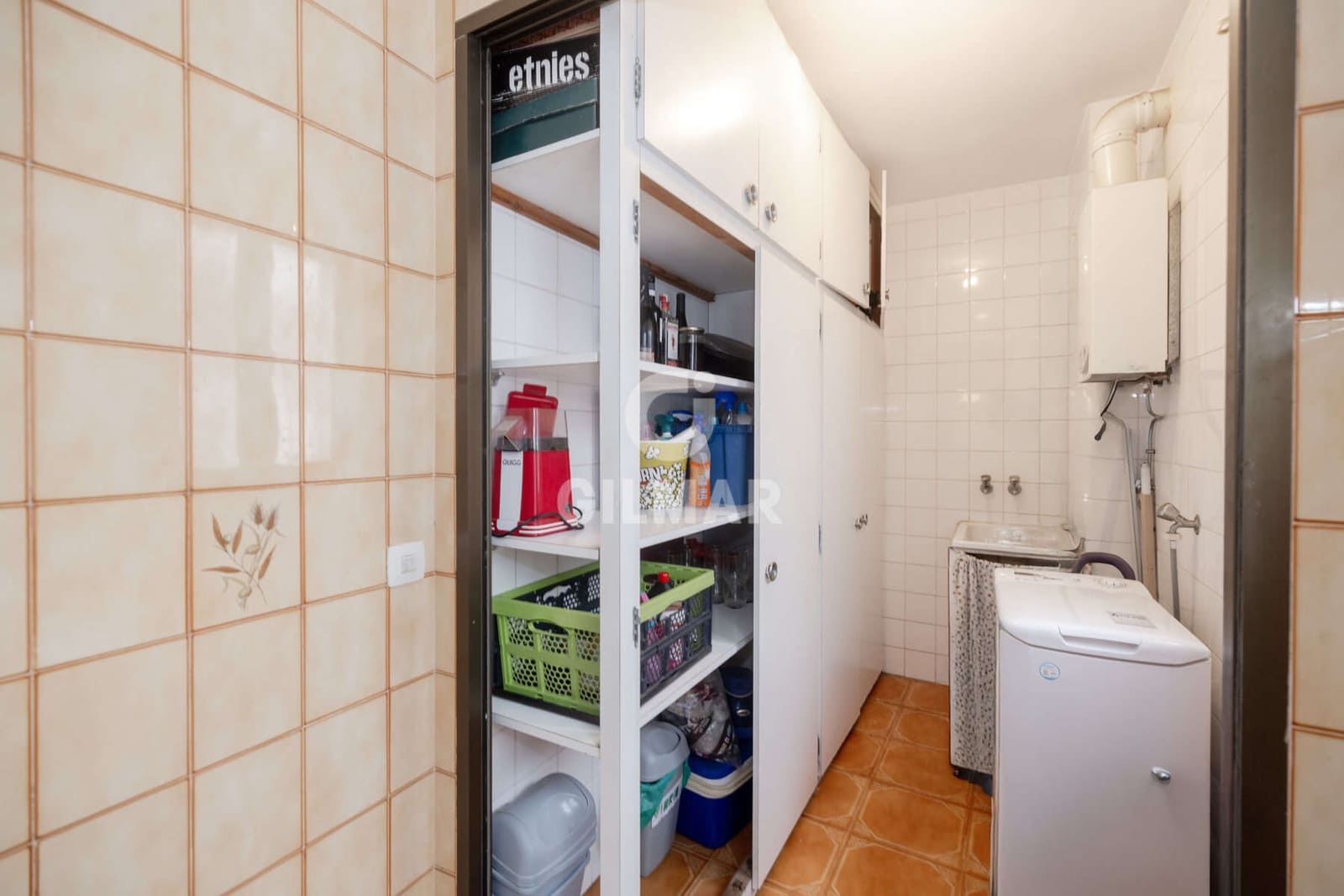 3 makuuhuone Kattohuoneisto myytävänä paikassa Estepona - 425 000 € (Ref: 9558993)