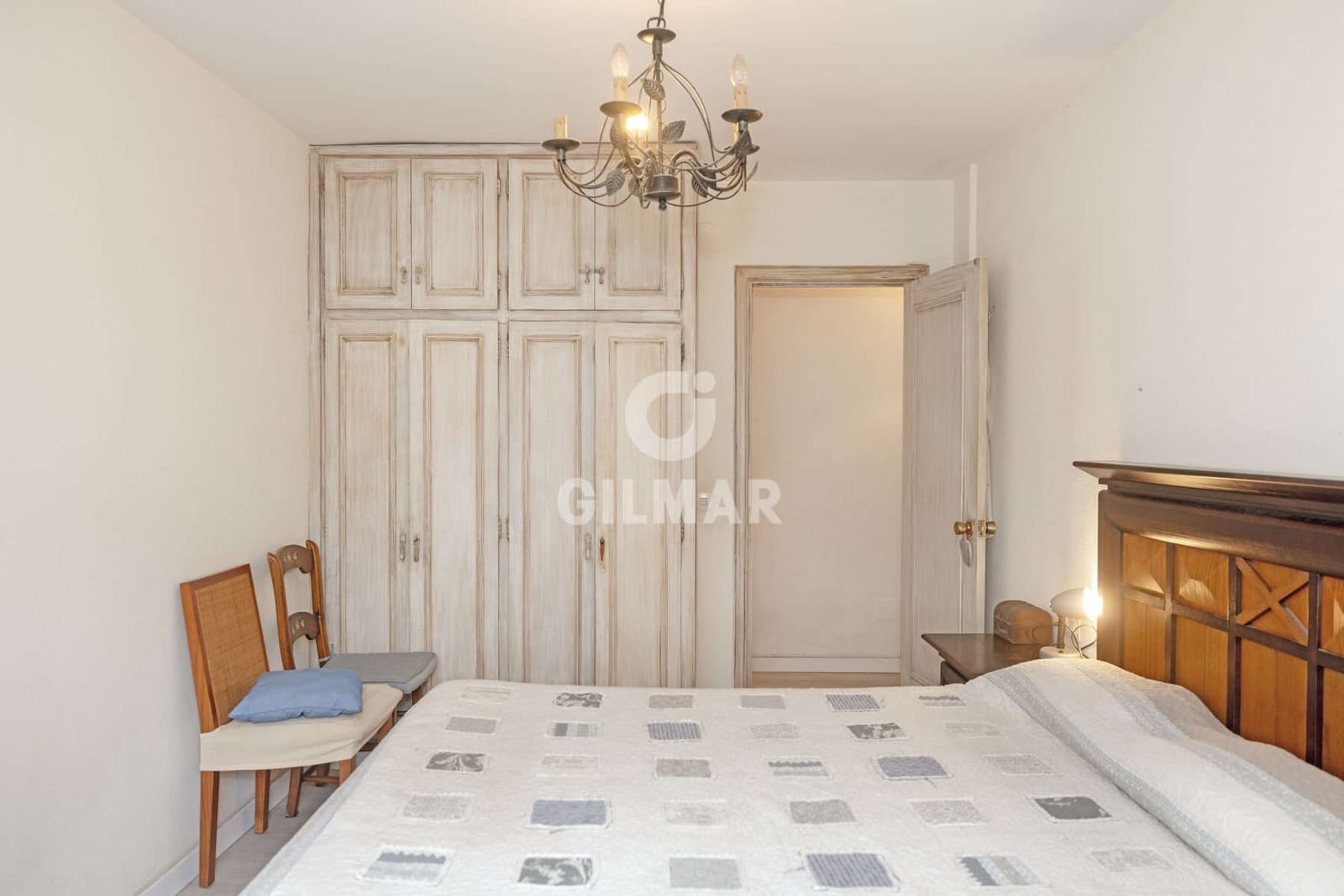 3 makuuhuone Kattohuoneisto myytävänä paikassa Estepona - 425 000 € (Ref: 9558993)