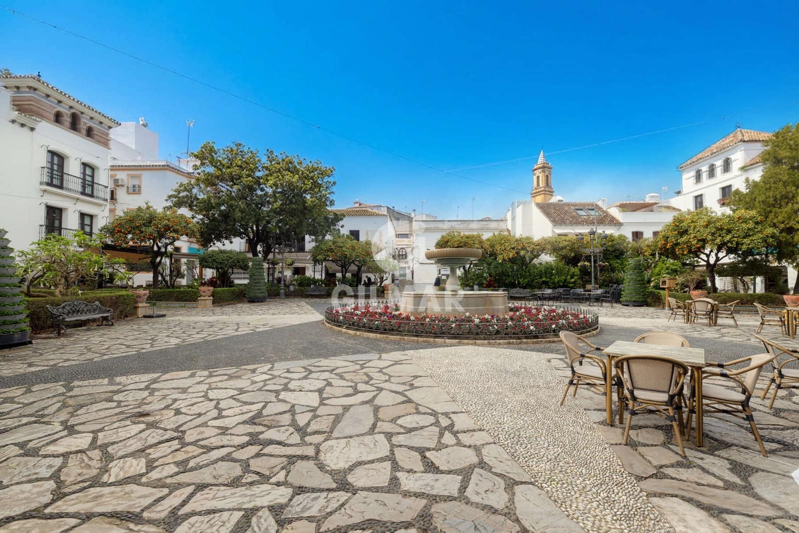 3 makuuhuone Kattohuoneisto myytävänä paikassa Estepona - 425 000 € (Ref: 9558993)