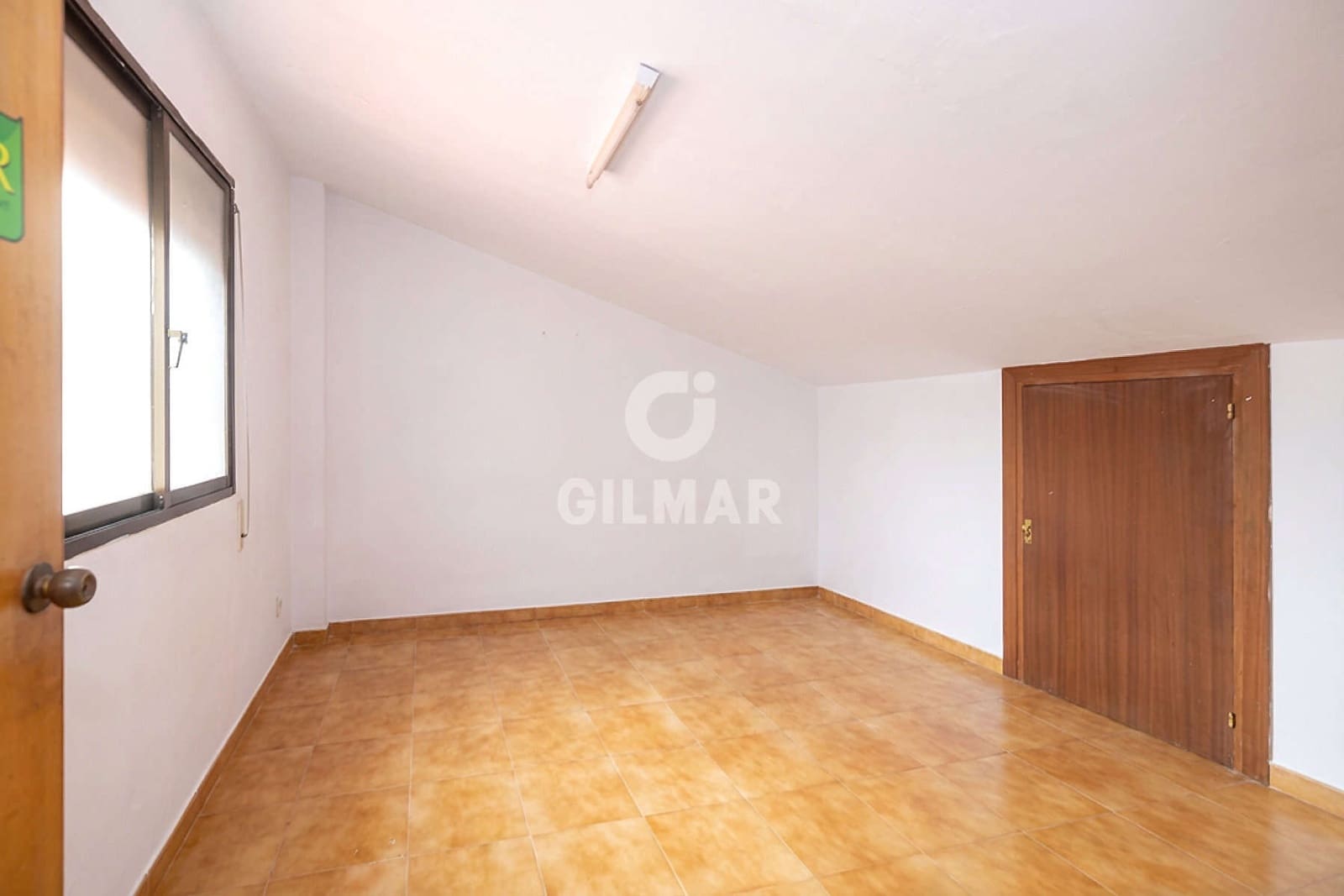 3 makuuhuone Kattohuoneisto myytävänä paikassa Estepona - 425 000 € (Ref: 9558993)