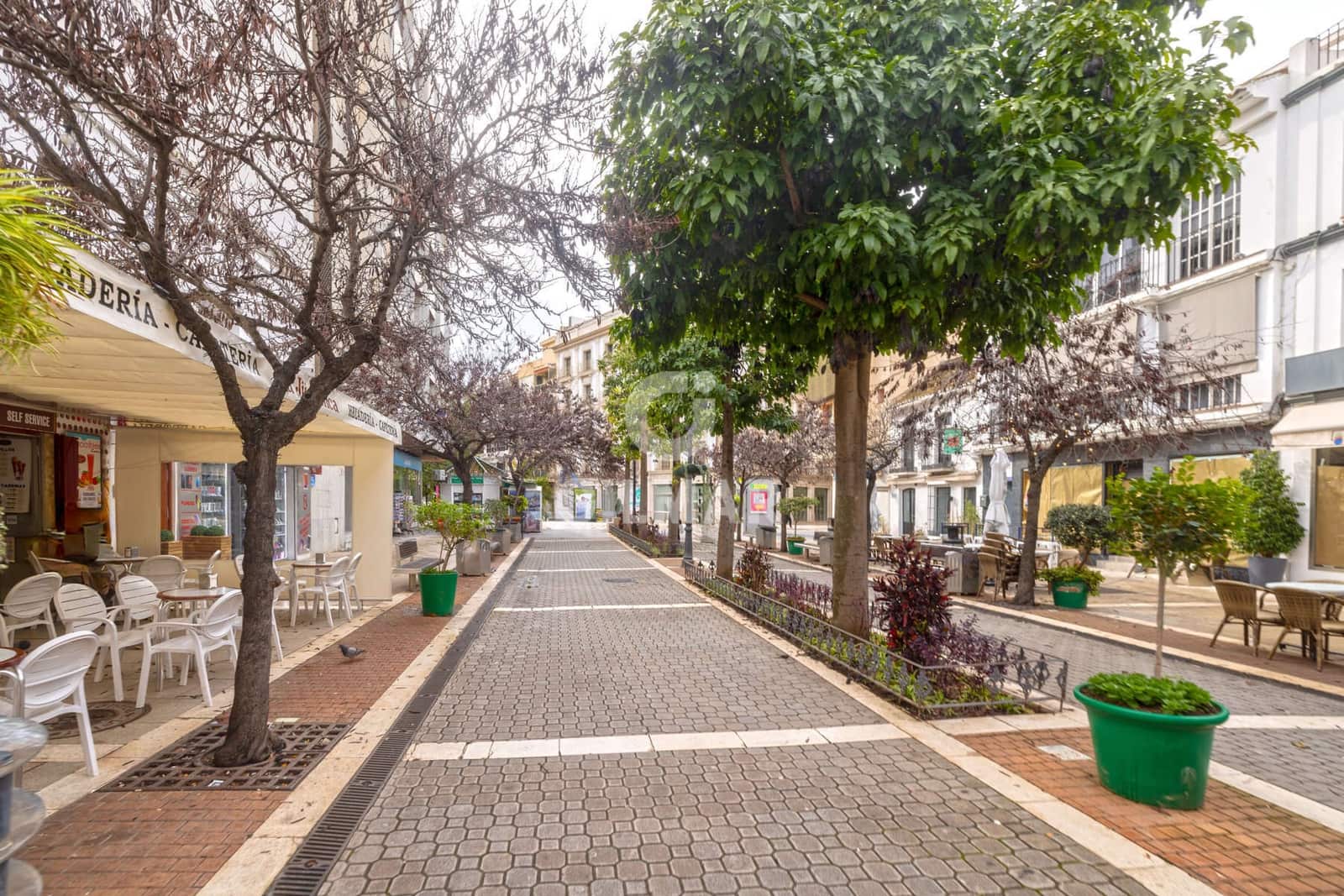 3 makuuhuone Kattohuoneisto myytävänä paikassa Estepona - 425 000 € (Ref: 9558993)