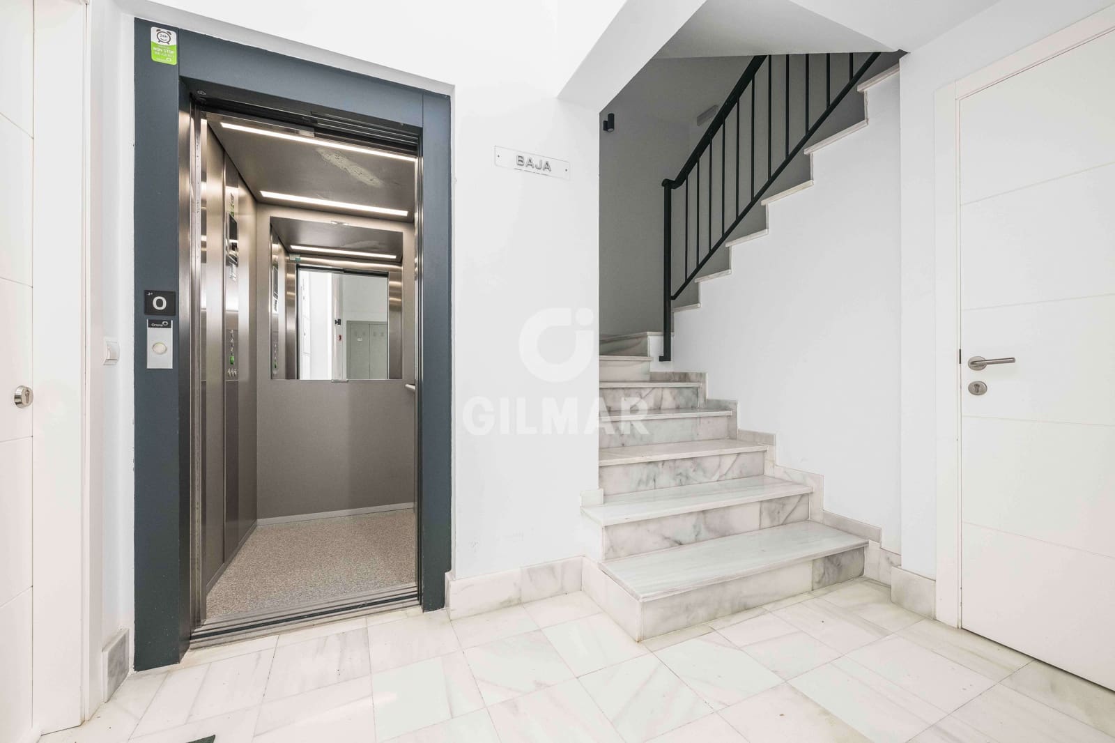 2 makuuhuone Asunto myytävänä paikassa Cadiz kaupunki - 525 000 € (Ref: 9563684)