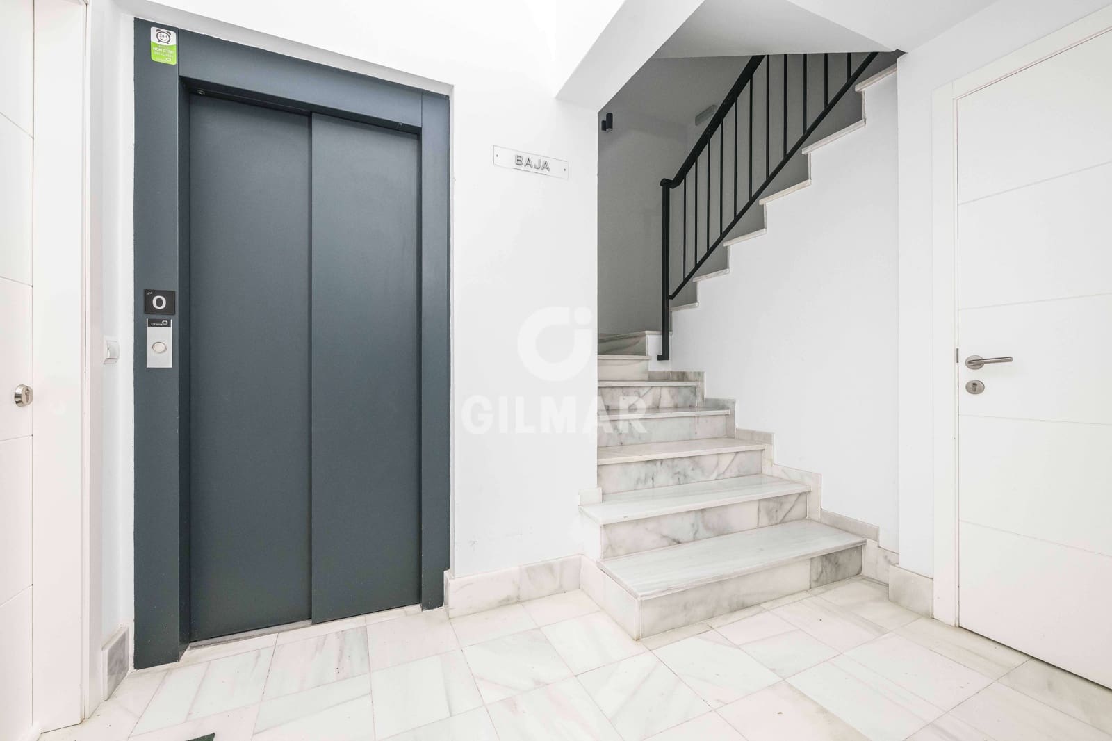 2 makuuhuone Asunto myytävänä paikassa Cadiz kaupunki - 525 000 € (Ref: 9563684)