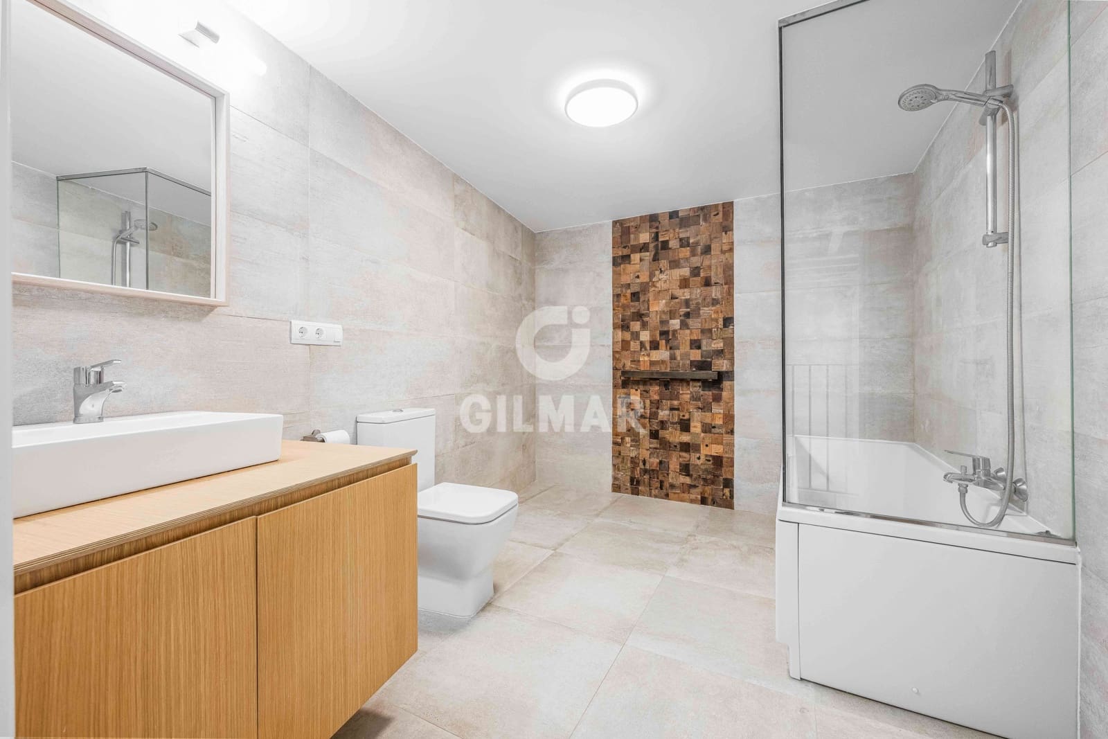 2 makuuhuone Asunto myytävänä paikassa Cadiz kaupunki - 525 000 € (Ref: 9563684)