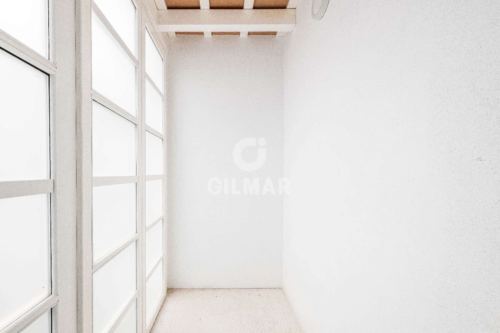 2 bedroom Flat for sale in Cadiz city - € 525,000 (Ref: 9563684)